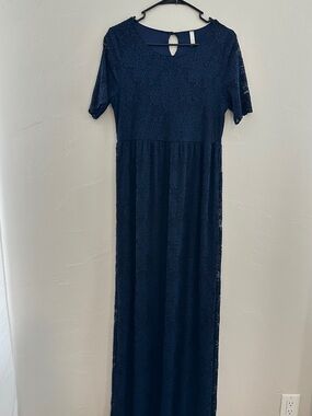 PinkBlush Navy Blue Short Sleeve Floral Lace Maternity Maxi Dress - Size Small